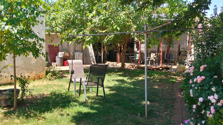 3 Bedroom Property for Sale in Oos Einde North West